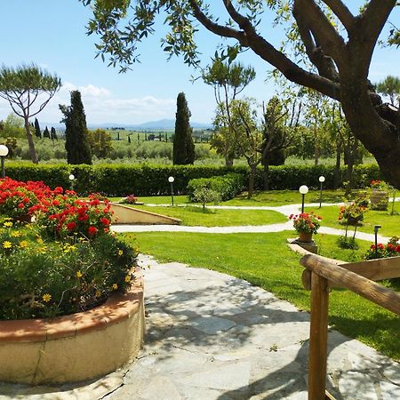 Agriturismo La Luciana 카스틸리오네 델라 페스카이아 외부 사진