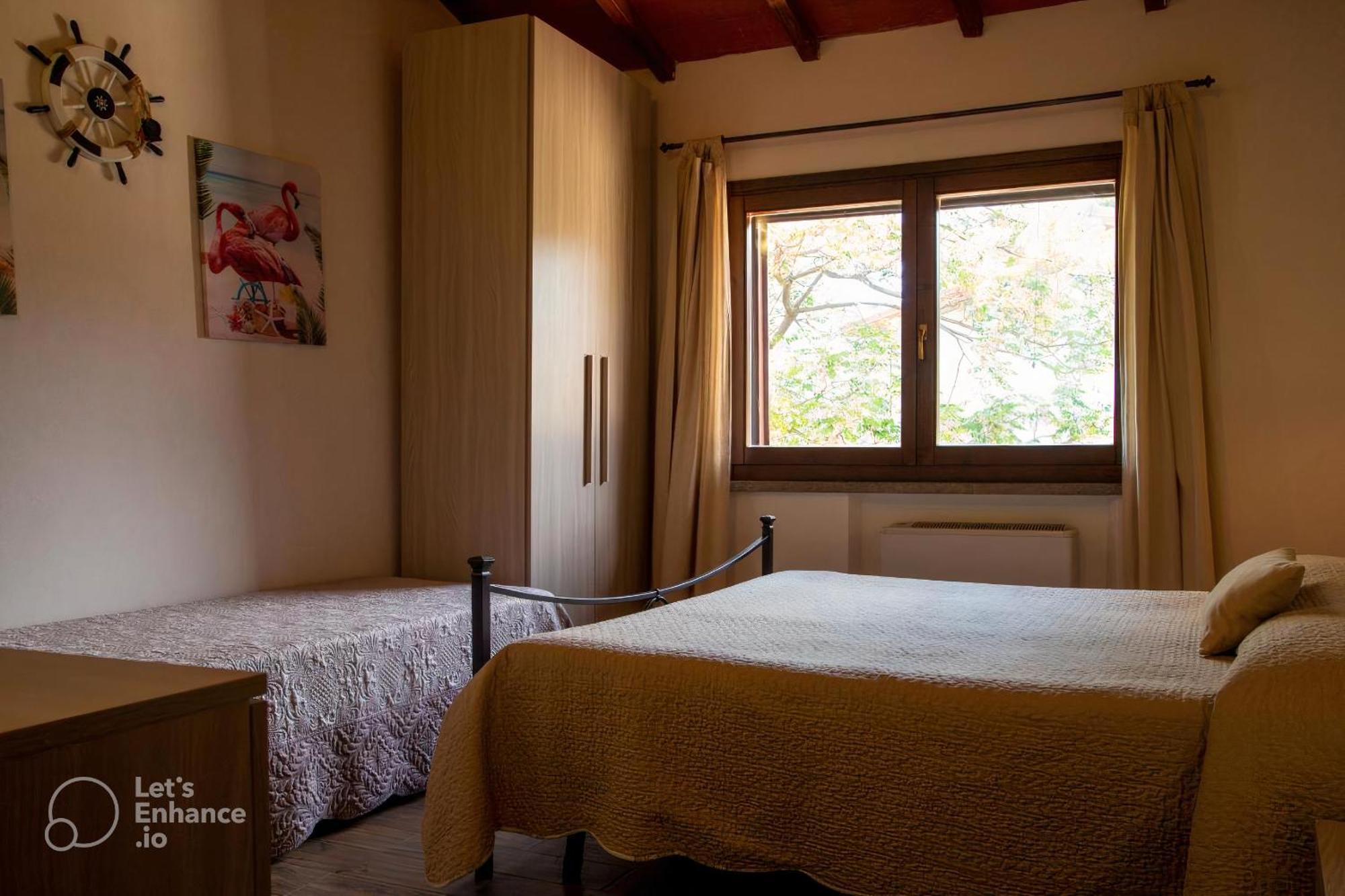 Agriturismo La Luciana 카스틸리오네 델라 페스카이아 외부 사진