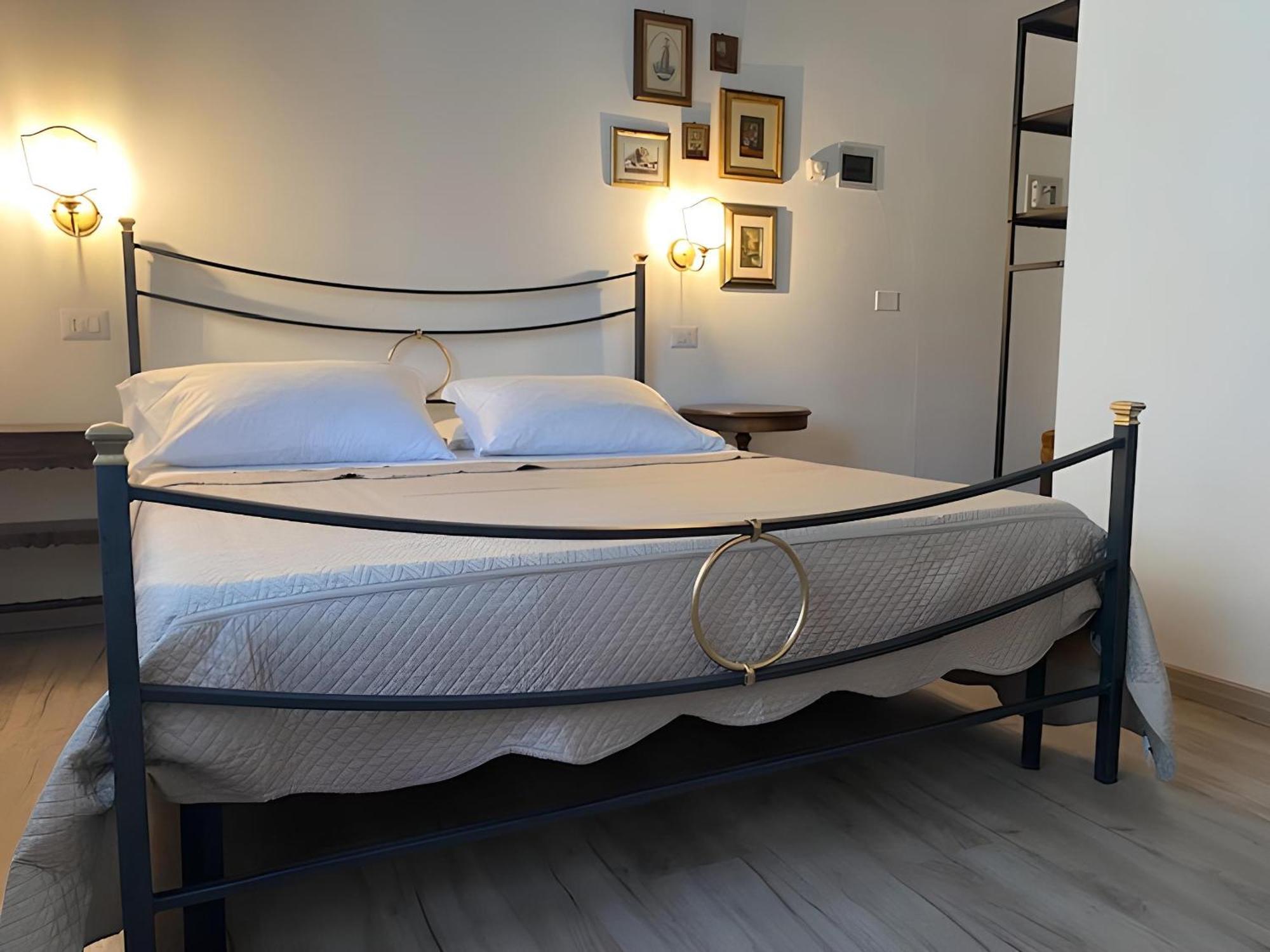 Agriturismo La Luciana 카스틸리오네 델라 페스카이아 외부 사진